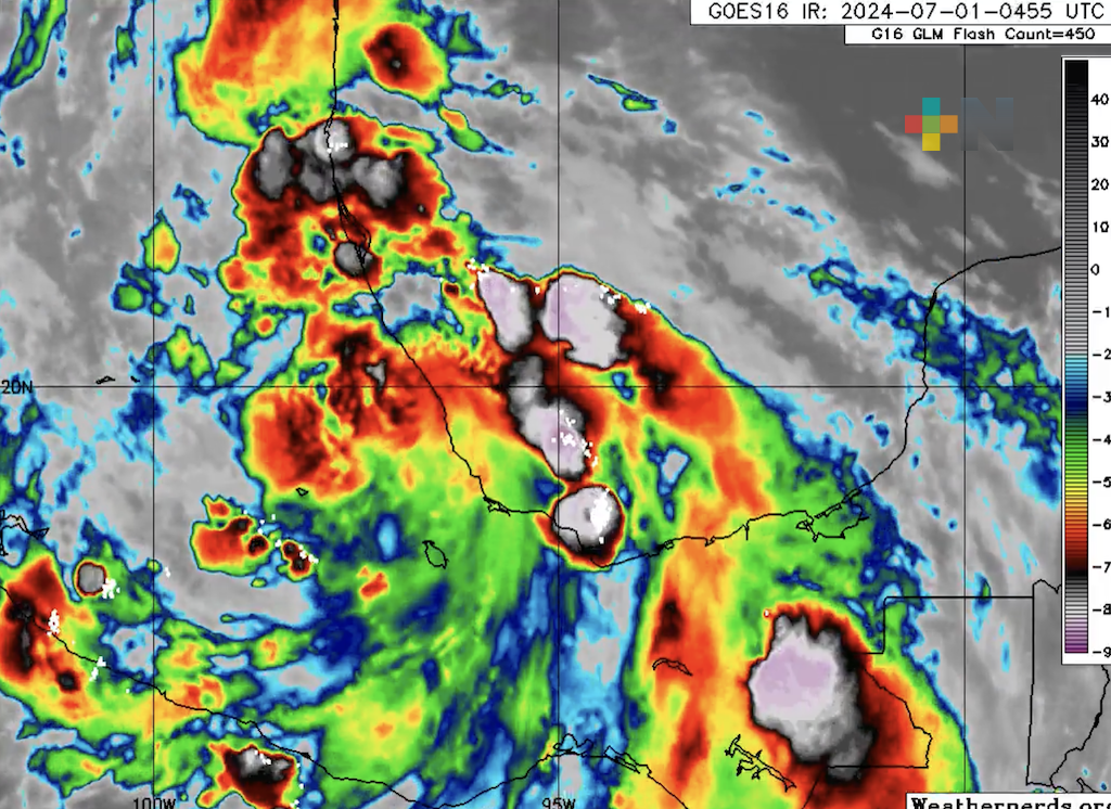 Tormenta Tropical Chris toca tierra  en municipio de Vega de Alatorre